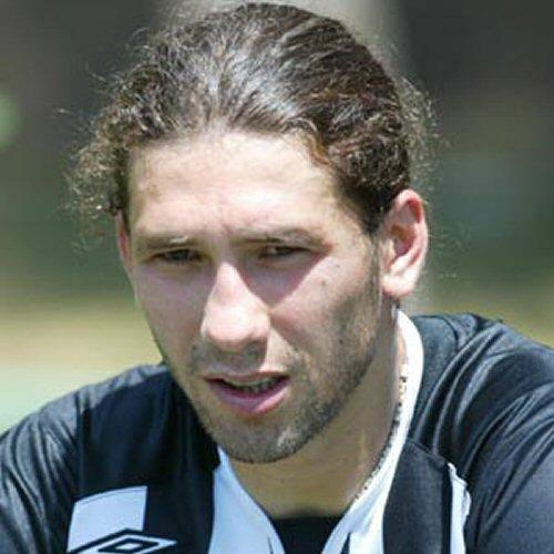 Mehmet Yozgatlı   Oynadığı takımlar: Galatasaray-Fenerbahçe-Beşiktaş 