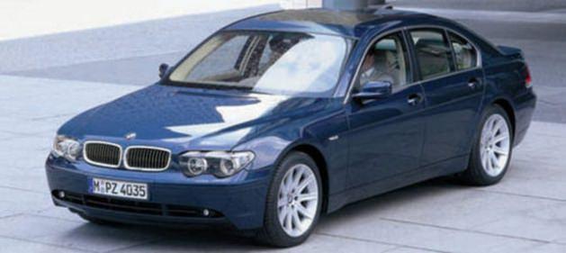 <p>21- BMW 7.30D Ortalama 8.2 lt/100 km tüketiyor.</p>