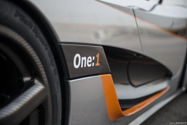 <p>Yeni efsane, 1.341 beygirlik yani tam 1 megawatt'lık güç üretebilen bir motora sahip. bu devasa otomobil, saatte 450 KM hıza ulaşabiliyor. Otomobilin ağırlığı 1340 kg.</p>