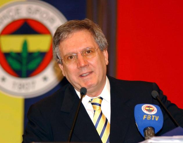 Fenerbahçe Başkanı, 6-7 Mart 2004 tarihlerinde gerçekleştirilen seçimli genel kurulda 6. kez başkan seçildi. Son 3 kongrede olduğu gibi yine rakipsiz olan Yıldırım, 3.586 üyenin katıldığı genel kurulda, 3.555 oy aldı.