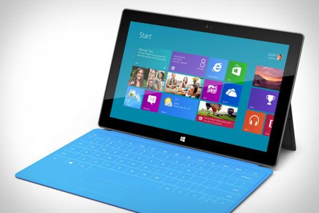 9-Microsoft: Yazılım devi, Ekim ayının sonunda Windows 8 ile Surface tablet bilgisayarını sundu. Surface satışları yeni modelleri bekleyen tüketicilerden çok büyük ilgi görmezken, sunulduğu ilk ay içinde 40 milyon kez indirilen Windows 8 gelir artışını sadece yüzde 1 artırabildi. Microsoft, hisse performansında ise sondan üçüncü olabildi. Miorosoft hisselerinin değeri 27.45 dolar.