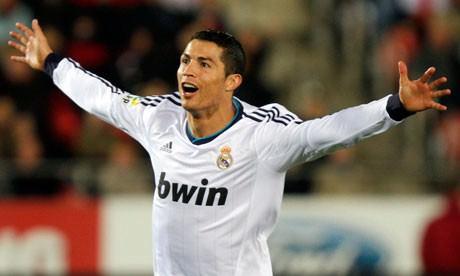Messi'nin ardından Real Madrid'in Portekizli yıldızı Ronaldo 12 golle ikinci sırada... 