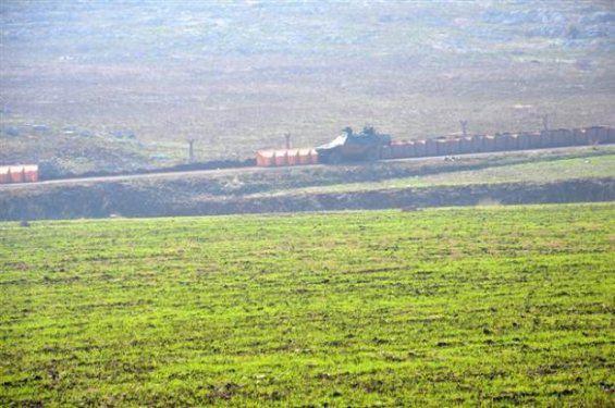 "30 Ocak-6 Şubat tarihler arasında 1397 şahıs ile üç adet tabanca, 393 adet piyade tüfeği mermisi, 150 adet uçaksavar makineli tüfek mermisi, 40 adet av tüfeği fişeği, 31 adet tabanca mermisi, 2 adet telsiz, 2 adet keskin nişancı dürbünü, 2 adet gece görüş dürbünü, 5 adet dürbün, 26 bin 415 karton sigara, 161,5 kilogram uyuşturucu, 140 şişe alkollü içki, 19 bin 547 litre akaryakıt, 3 adet küçükbaş/büyükbaş havyan, 28 adet cep telefonu, 19 adet muhtelif motorlu araç, 45 adet muhtelif elektronik eşya, 7 bin 369 kilogram muhtelif gıda maddesi, 195 litre zeytinyağı, 3 bin 32 adet muhtelif giyim eşyası, 1106 adet muhtelif kozmetik malzeme, 7 bin 964 kutu muhtelif ilaç, 68 kilogram demir bilye, 4 top kamuflajlı kumaş, 1500 enjektör, 200 metre kablo ile 130 metre boru ele geçirildiğini bildirmişti."
