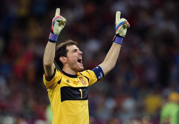 21. Iker Casillas 35 milyon euro