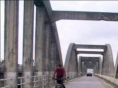<p>Bafra Nüfusu: 157.010 Bağlı olduğu il: Samsun</p>