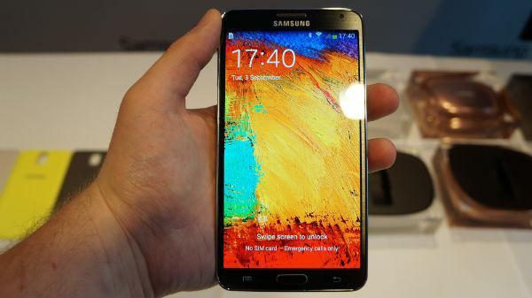 <p><strong>Samsung Galaxy Note 3</strong><br />S5 karşısında: Note 3, S5'den belirgin şekilde daha büyük, pil ömrü daha uzun ve kalemle kontrolü çok kullanışlı. XXL cepleri sevenler için Note 3, çok iyi bir S5 alternatifi.</p>