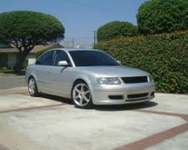 <p>MODEL VE YILI: 2003 FİYAT (TL): 30.000</p>