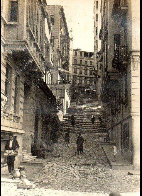 <p>Şimal Sokak (1920 - Şişhane, Beyoğlu)</p>