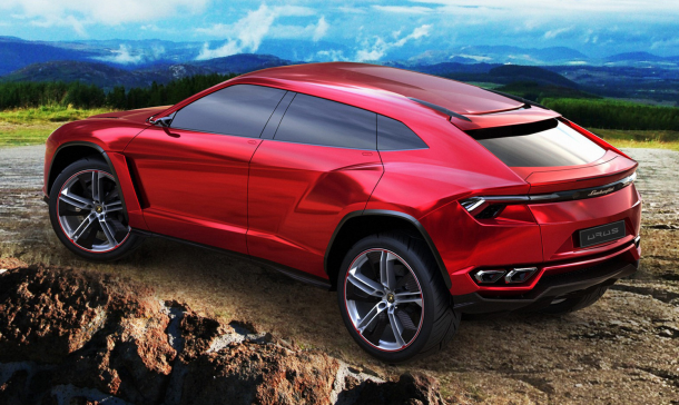 Yüksek performanslı spor modelleriyle bildiğimiz İtalyan otomobil markası Lamborghini, 1980’lerde denediği ama başarılı sonuçlar alamadığı SUV pazarına yeniden girmeye hazırlanıyor.