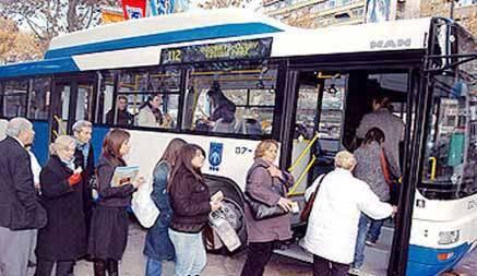 Araç dışına yolcu bindirmek 639 lira.