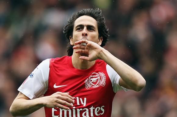 <p>Yossi Benayoun</p>