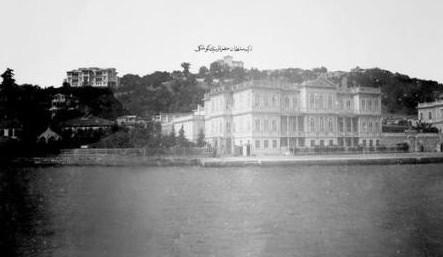 <p>Fatma Naiem Sultan Sahilhanesi ve Zekiye Sultan Köşkü, 1891, Ortaköy</p>