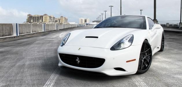 <p>FERRARİ – California<br />432.694 €</p>