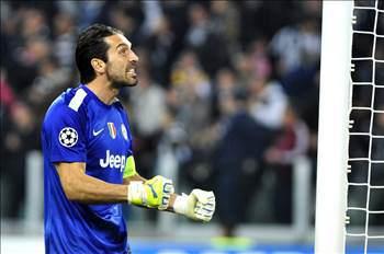 <p><span>Gianluigi Buffon (Italya, Juventus)</span></p>