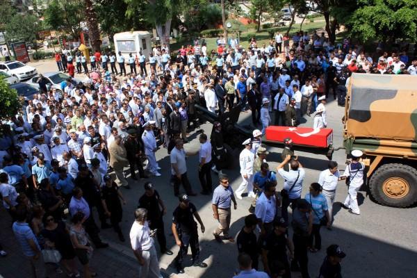 Mersin'li şehit onbaşı İsa Sayın Mersin'de son yolculuğuna uğurlandı