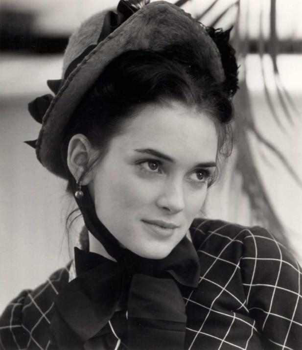 <p>WINONA RYDER Beyazperdenin en ünlü isimlerinden biri olan Ryder asi ve aynı zamanda 'kleptoman'.</p>