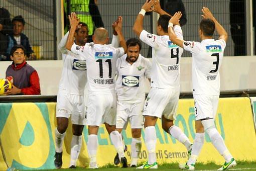 İLK YARININ EN SON SIRADAKİ TAKIMI Akhisar Belediyespor - 12 puan