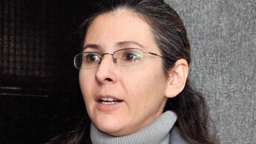 Antalya Körfezi'nde sayıları her geçen gün artan denizanalarına karşı önlem alınması gerektiği belirtildi. Tehlikeli türlerin körfezde sık görülmeye başlamasının ülke turizmi üzerinde olumsuz etki yapabileceğine dikkat çekildi.