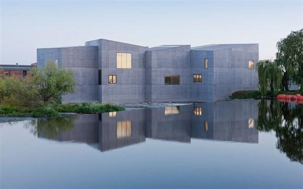 The Hepworth Wakefield, Yorkshire