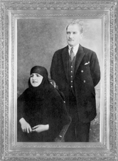 Gazi Mustafa Kemal, Latife Hanım ile evlendiği günlerde (1923)