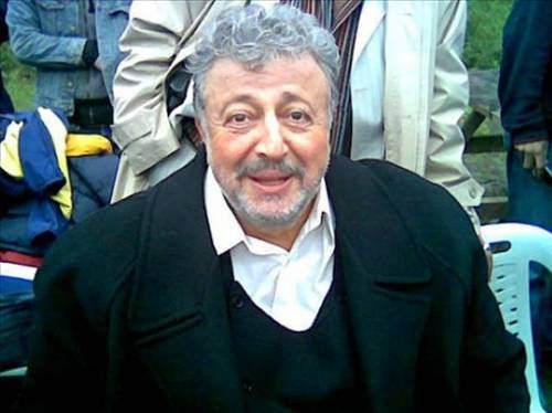 <p>Metin Akpınar: 1941 (72)</p>