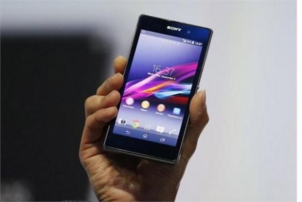 <p>Sony Xperia Z1 144x74x8.5mm ölçülerinde olan ve 170 gram gelen telefon, TRILUMINOS ve X-Reality teknolojisi içeren, 1920x1080 çözünürlüğünde ekrana sahip.</p>