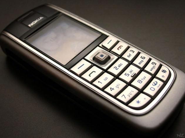 <p>2004-Nokia 6020</p>