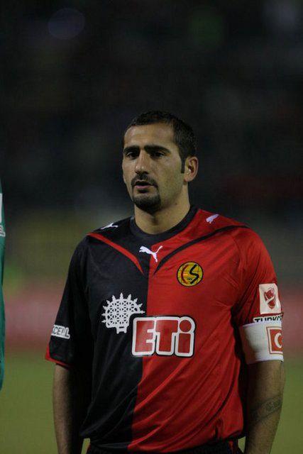 <p>ÜMİT KARAN: "Ben futbolcu olmasaydım erkek olurdum"</p>