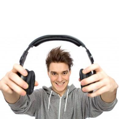 Kulağınıza müzik çalarınızı takın ve bir yürüyüşe çıkın.