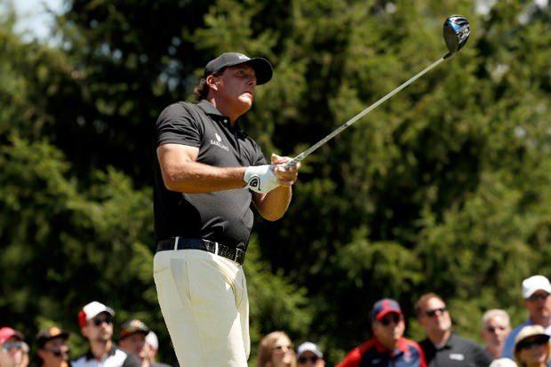 <p>Phil Mickelson</p>
<p>Phil Mickelson - Golf - 52.9 milyon euro <br />
<br />
Kazancı: 2.9 milyon euro<br />
Sponsorluk geliri: 50 milyon euro</p>