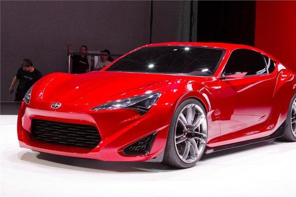 <p><strong>2016 Scion FR-S</strong></p>