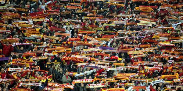 GALATASARAY:  Galatasaray-Fenerbahçe:    (Süper Kupa) 75 bin TL, Galatasaray-Kasımpaşa:    5 bin TL Mersin İY-Galatasaray:    10 bin TL, Galatasaray-Fenerbahçe:    40 bin TL, Galatasaray-Beşiktaş:    10 bin TL, Galatasaray-Bursa:    10 bin TL, Akhisar Bld.-Galatasaray:    10 bin TL  (Toplam:  160 bin TL)