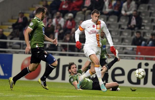 <p>Galatasaray bu galibiyetle, kendi kaderini belirleme hakkını da kazanmıştı. Old Traford'ta Manchester United'ın Cluj karşısında alacağı galibiyet, Galatasaray'ın Fatih Terim yönetiminde ilk kez gruptan çıkması anlamı taşıyacaktı. Diğer olasılık da ise H Grubu'nda 7 puanla ikinci sırada bulunan Galatasaray'ın Braga karşısında alacağı herhangi bir galibiyetti. İki 90 dakikanın da berabere bitmesi Galatasaray'ı yine gruptan üst tura çıkaracaktı.</p>