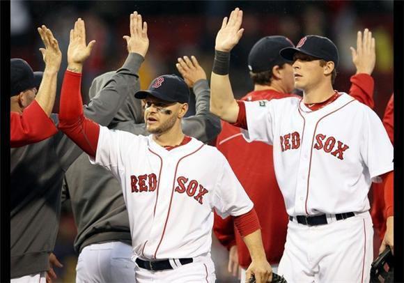 24 Boston Red Sox Value: $1.0 milyar