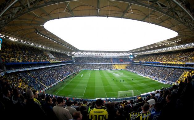 <p>Şükrü Saraçoğlu Stadyumu - Fenerbahçe / Kapasite: 50.530 Ortalama: 41.887</p>