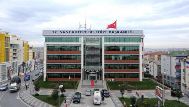 <p><strong>SANCAKTEPE'DE MUHALEFET OYLARI ÜÇE BÖLÜNÜYOR</strong><br /><br />Sancaktepe'de AK Parti'nin oy oranı %50'nin üzerinde. CHP'nin dışında MHP ve BDP'nin de ciddi bir tabanı var bu bölgede. AK Parti dışında partilerin de oy alması CHP'yi zayıflatıyor. 2011 Genel seçimlerinde %50'nin üzerinde oy alan AK Parti 2014 yerel seçimlerinde ipi rahat göğüsleyecektir.</p>