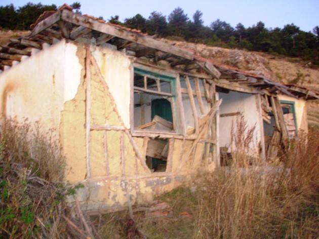 Bakanlık, Afet Riski Altındaki Alanların Dönüştürülmesi Kanunu çerçevesinde, Dönüşüm Projeleri Özel Hesabı, Gelir, Harcama, Kredi ve Kaynak Aktarımı Yönetmeliği hazırladı. Yönetmelikle, dönüşüm projeleri için oluşturulan özel hesabın gelir ve gider kalemleri ile harcama usulleri belirlendi.  