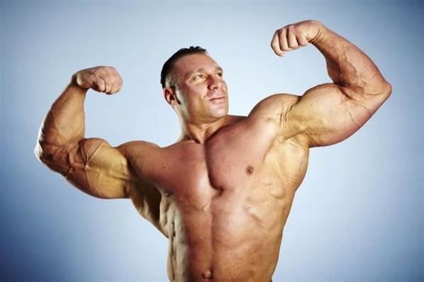 Dünyanın en ağır vücut geliştiren adamı / Daniele Seccarecci, 135 kilo ağırlığıyla bu rekorun sahibi