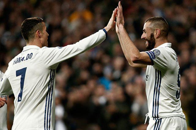 <p>Ayrıca Ronaldo, İtalyan devi Milan'ın yıllık kazancından daha fazla kazandı. (Milan yılda 197 milyon Euro kazanç elde etti)</p>
