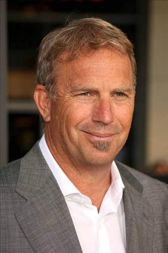 Cindy 80 milyon dolar  Yakışıklı aktör Kevin Costner 16 yıllık eşi Cindy'e 80 milyon dolar verdi.