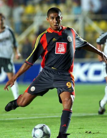 <p>Mario Jardel, Galatasaray'dan Sporting Lizbon'a: 5 milyon Euro</p>
