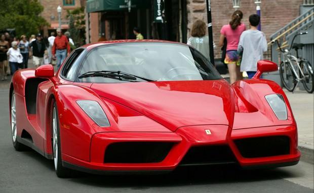 <p>Ferrari Enzo</p>