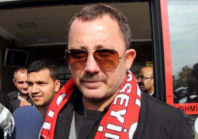 Futbolu bıraktıktan sonra teknik adamlığa ge&ccedil;en isimlerden Sergen Yal&ccedil;ın'ın Gaziantepspor'a imzası sonrası Beşiktaş'ta oynanıp hoca olan isimler S&uuml;per Lig'de 5'e y&uuml;kseldi.