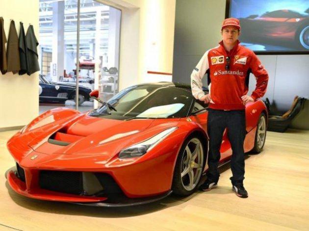 Kimi Raikkönen 2014'te Ferrari takımına döndü. LaFerrari'den sadece 499 örnek var ve hepsi satıldı. 963 beygirlik bir hibrit canavar...