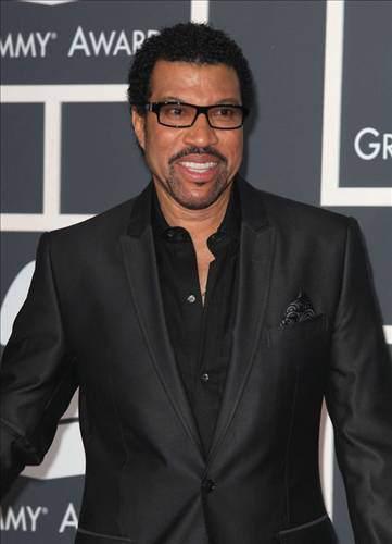 20 milyon dolar Şarkıcı Lionel Richie'nin boşanma tazminatı 20 milyon dolardı.