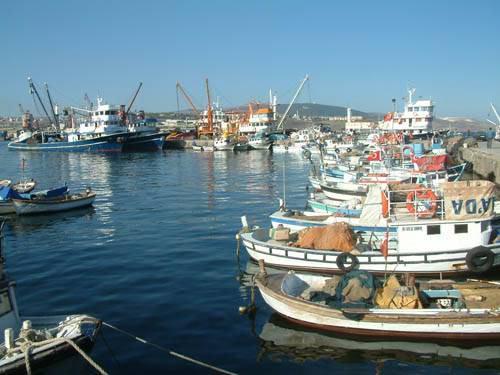 <p>Bandırma Nüfusu: 120.753 Bağlı olduğu il: Balıkesir</p>