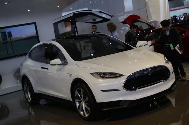 Tesla Model X.