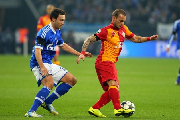 Hamit Altintop ile kalenin direkleri > Sabri Sarioglu ile dağlar taşlar. 