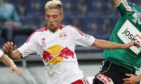 23 yaşındaki Kevin Kampl Almanya doğumlu ancak Slovenya Milli Takımı formasını giyiyor.