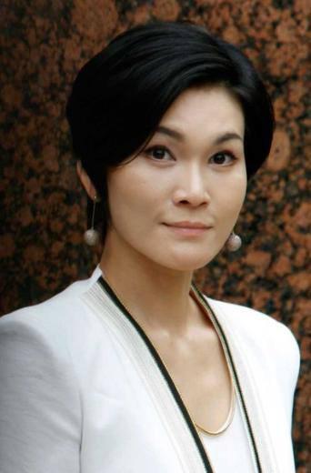 <p>26. Lee Seo-Hyun. Yaş:39 Servet: 1 milyar dolar</p>